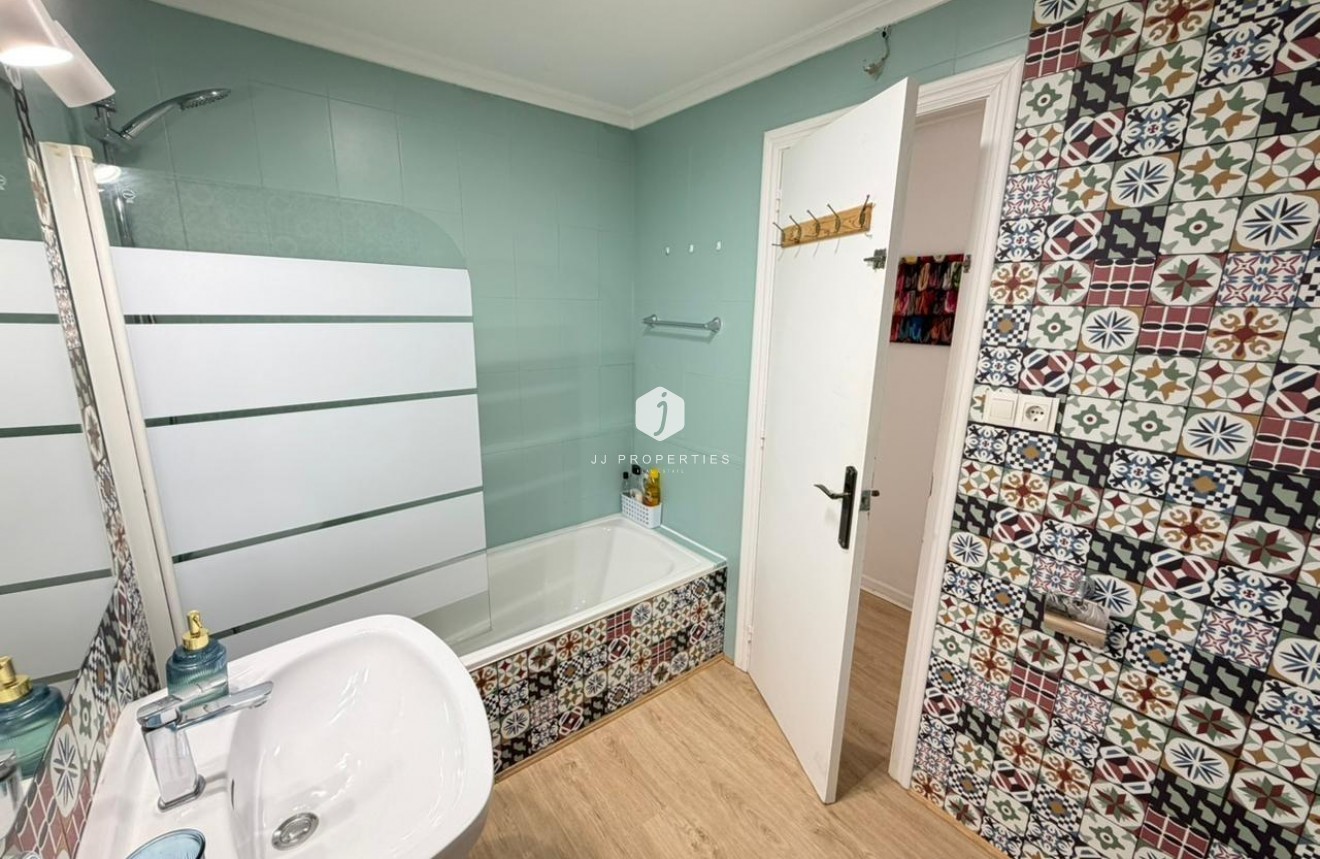 Tweedehands - Appartement / flat -
Torrevieja - Playa del Cura