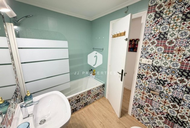 Tweedehands - Appartement / flat -
Torrevieja - Playa del Cura