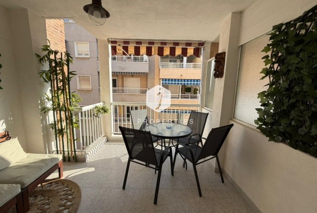 Tweedehands - Appartement / flat -
Torrevieja - Playa del Cura