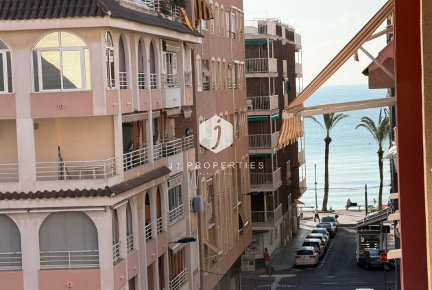 Tweedehands - Appartement / flat -
Torrevieja - Playa del Cura