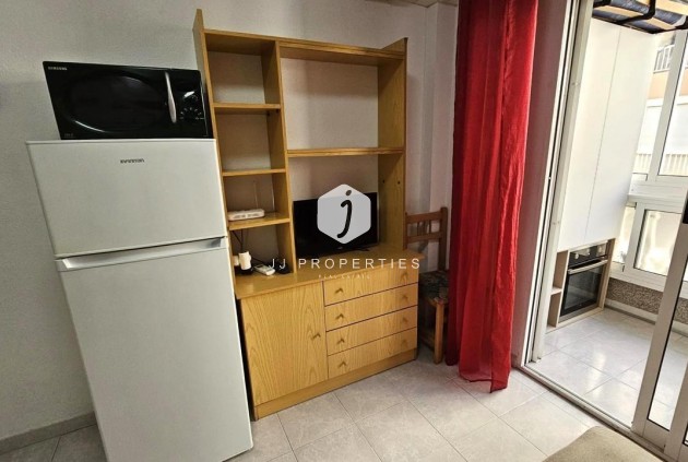 D'occasion - Appartement -
Torrevieja - Acequion