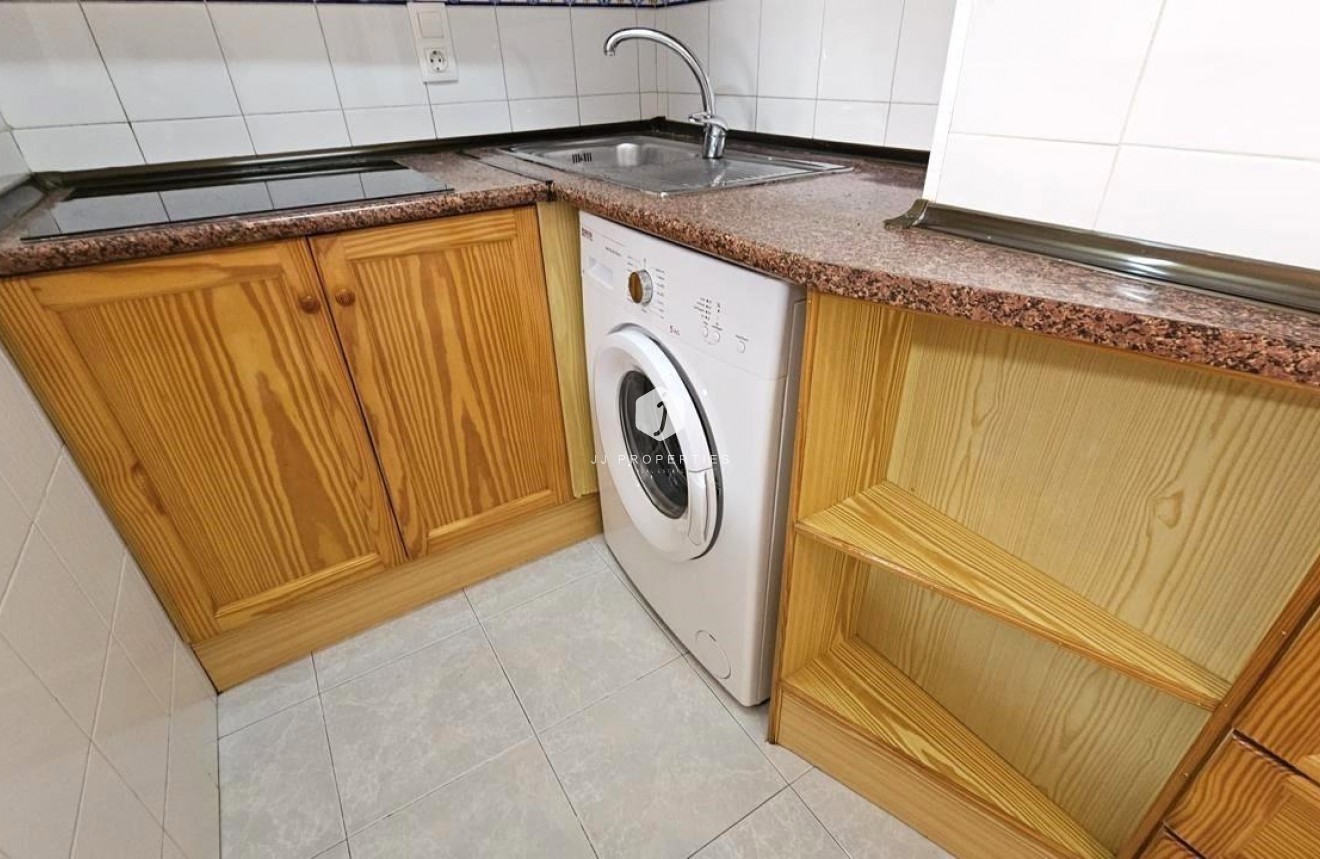 D'occasion - Appartement -
Torrevieja - Acequion