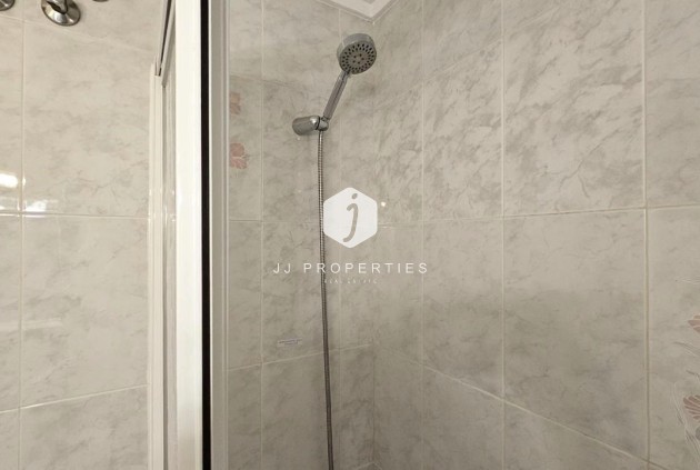 D'occasion - Appartement -
Torrevieja - Acequion