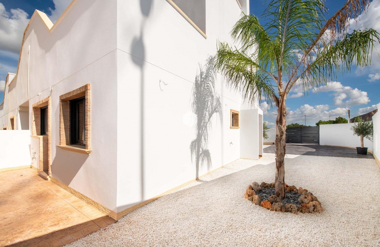 Nieuwbouw Woningen - Bungalow -
Cox - San Fernando