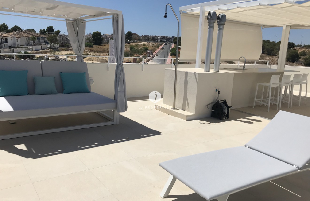 D'occasion - Attique -
Torrevieja - Los Balcones