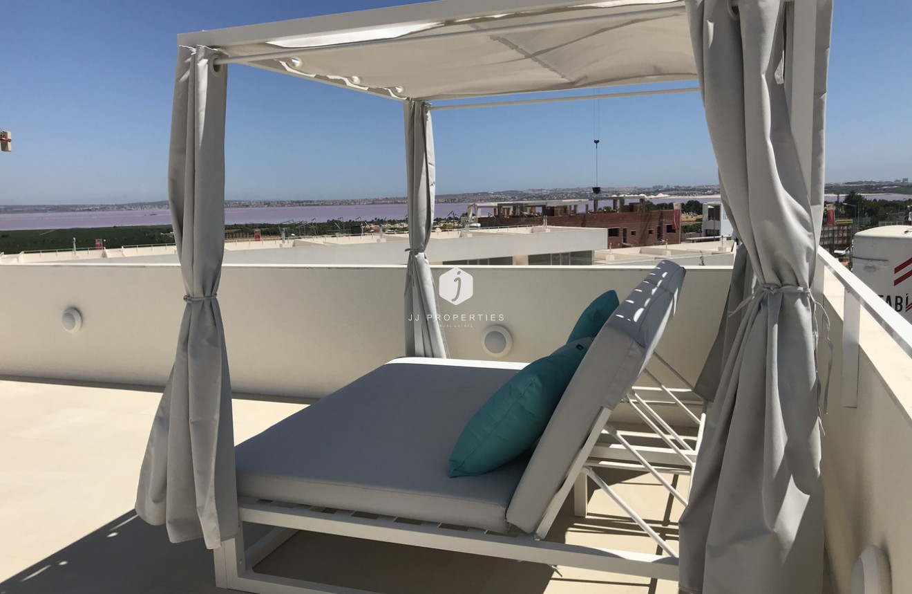 D'occasion - Attique -
Torrevieja - Los Balcones
