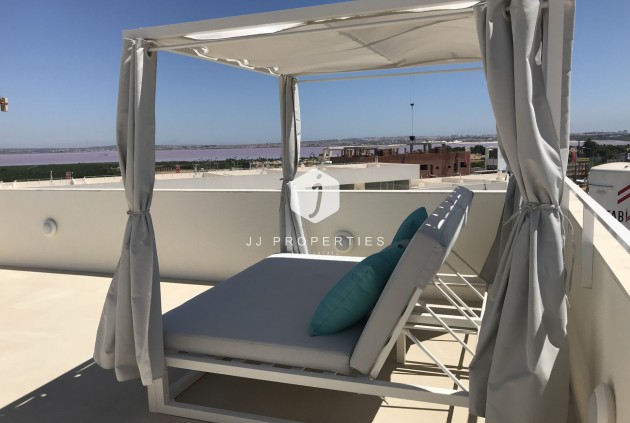 D'occasion - Attique -
Torrevieja - Los Balcones