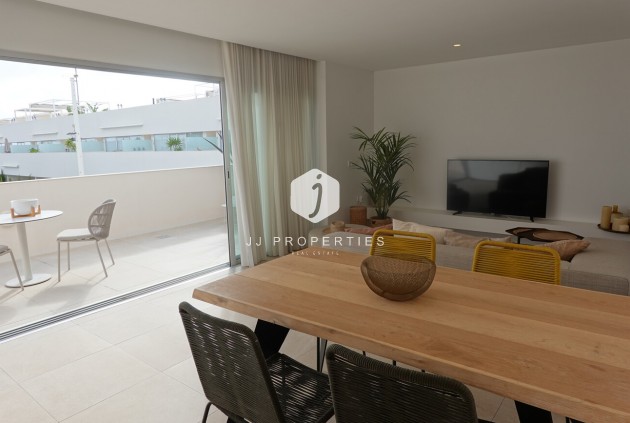 D'occasion - Attique -
Torrevieja - Los Balcones