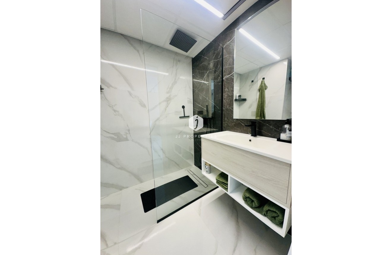 Resale - Penthouse -
Guardamar del Segura - El Raso