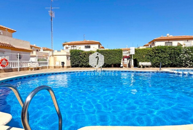 Aus zweiter Hand - Chalet -
Orihuela Costa - Costa Blanca