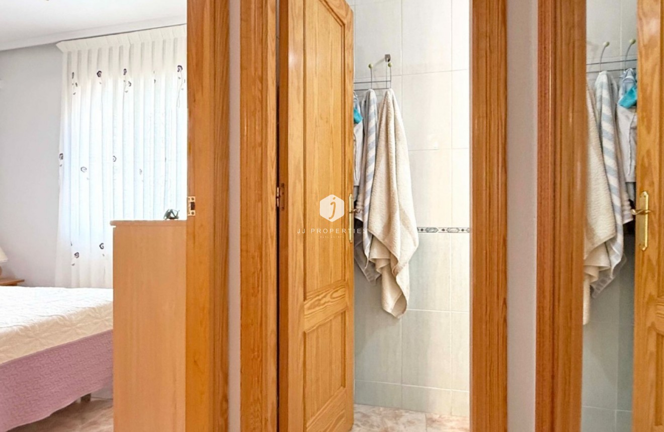 Aus zweiter Hand - Chalet -
Orihuela Costa - Costa Blanca