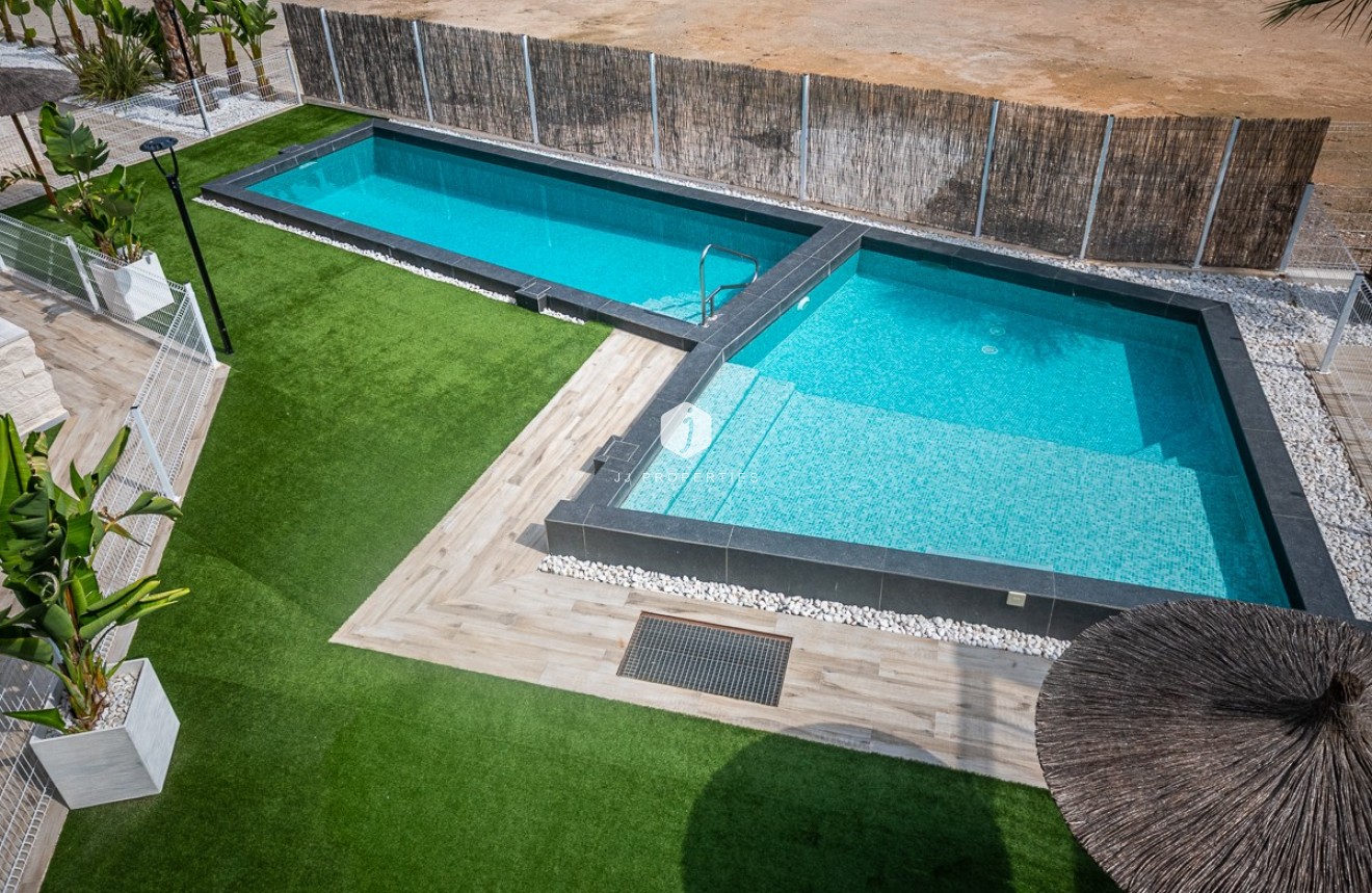 Tweedehands - Appartement / flat -
Algorfa - Inland