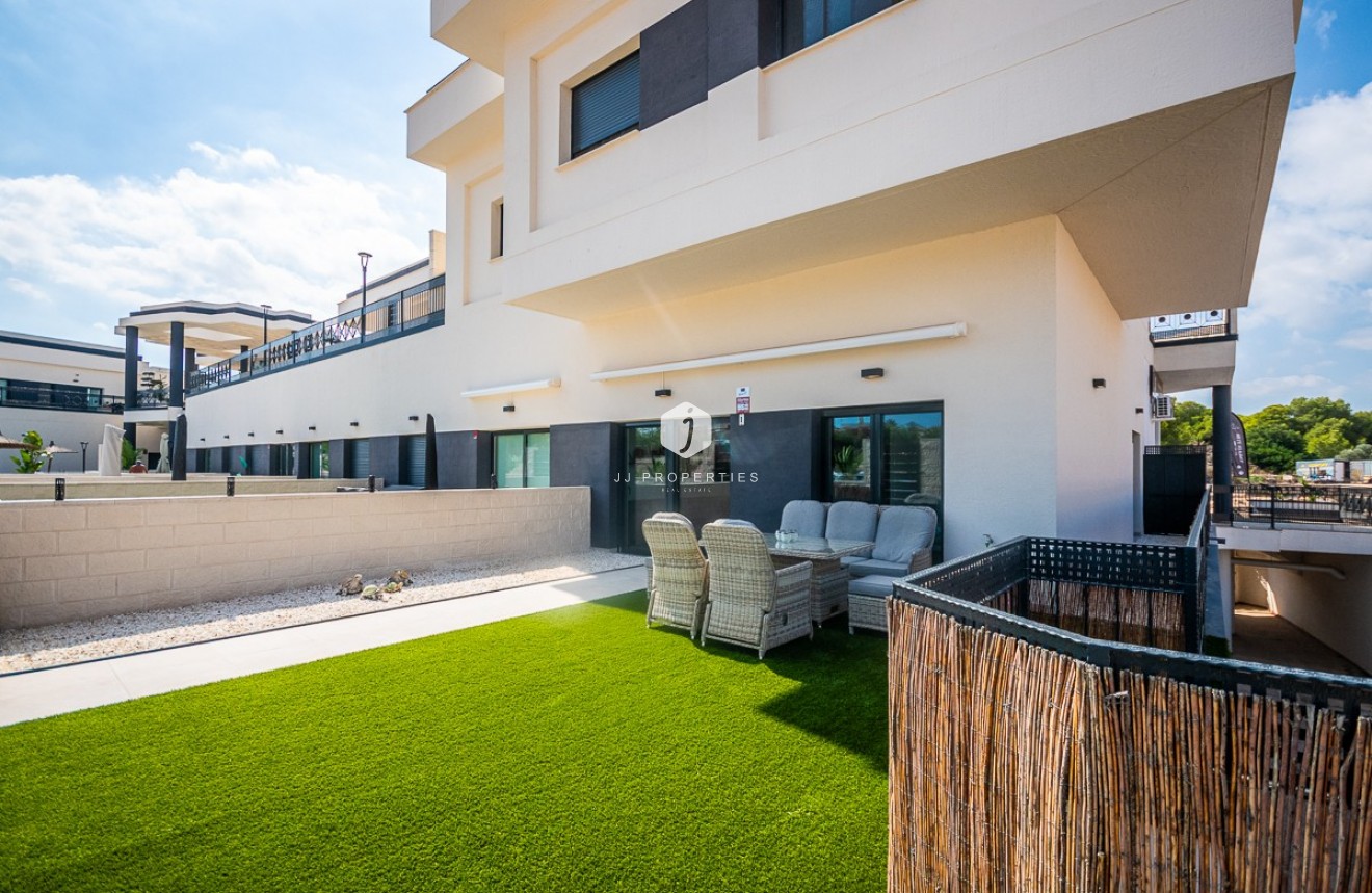 Tweedehands - Appartement / flat -
Algorfa - Inland