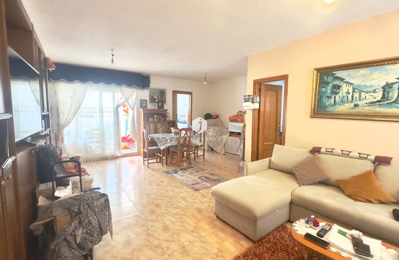 Tweedehands - Penthouse -
Torrevieja - Estacion de autobuses