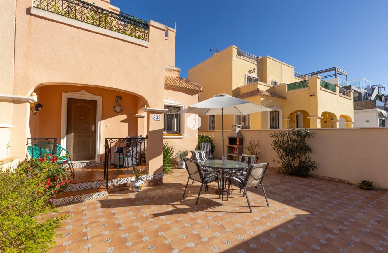 Segunda mano - Chalet -
Orihuela Costa - PAU 8