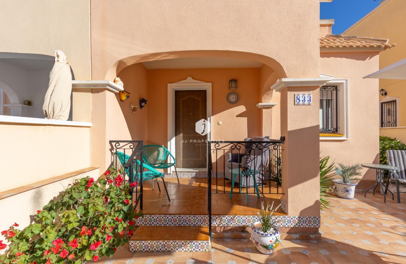 Segunda mano - Chalet -
Orihuela Costa - PAU 8