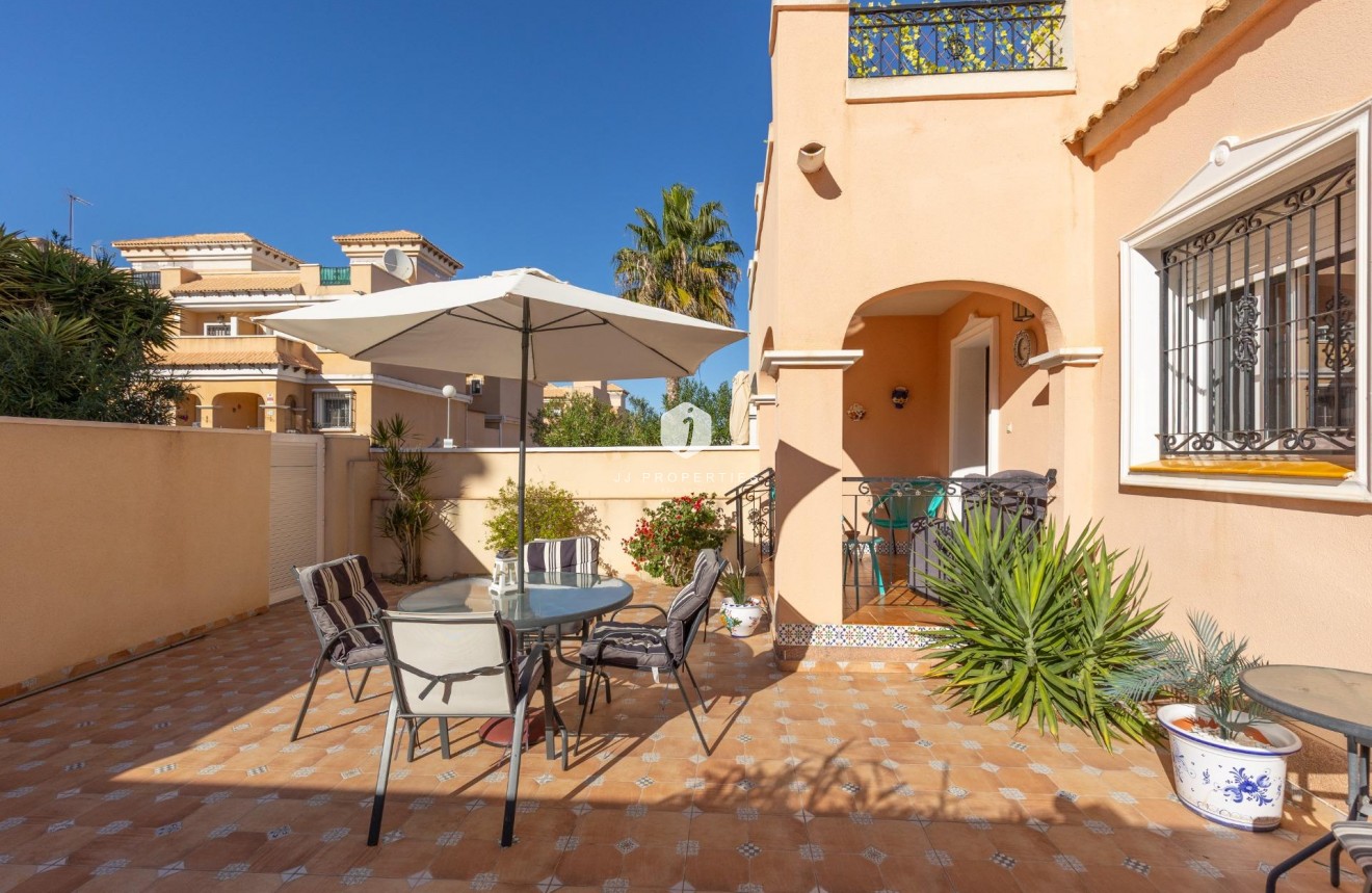 Segunda mano - Chalet -
Orihuela Costa - PAU 8