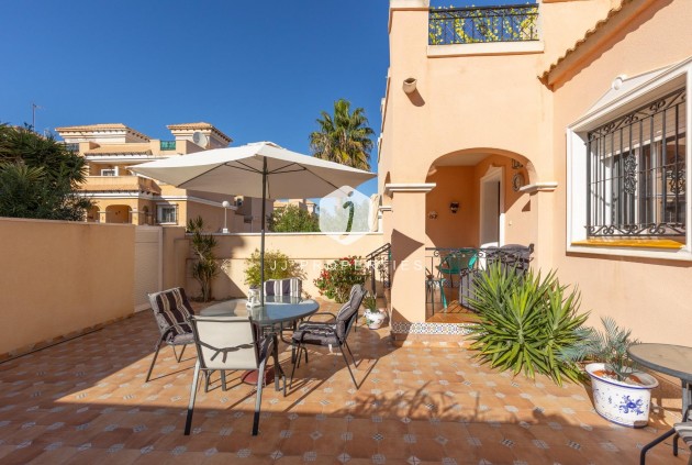 Segunda mano - Chalet -
Orihuela Costa - PAU 8