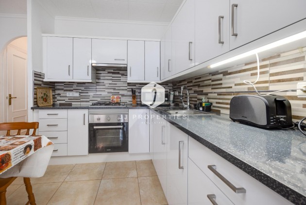 Segunda mano - Chalet -
Torrevieja - La Siesta - El Salado - Torreta