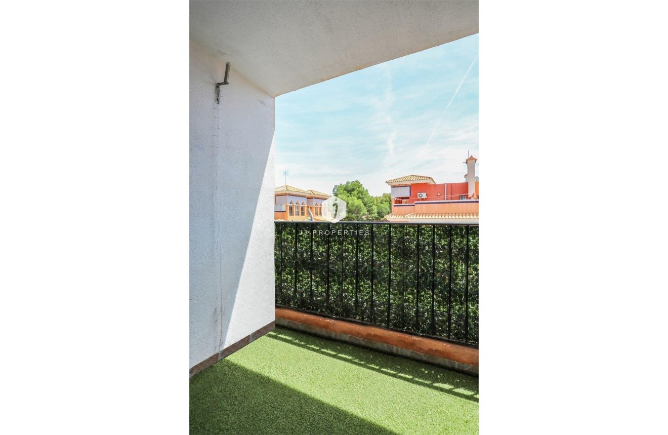 Segunda mano - Apartamento / piso -
Orihuela Costa - Playa Flamenca