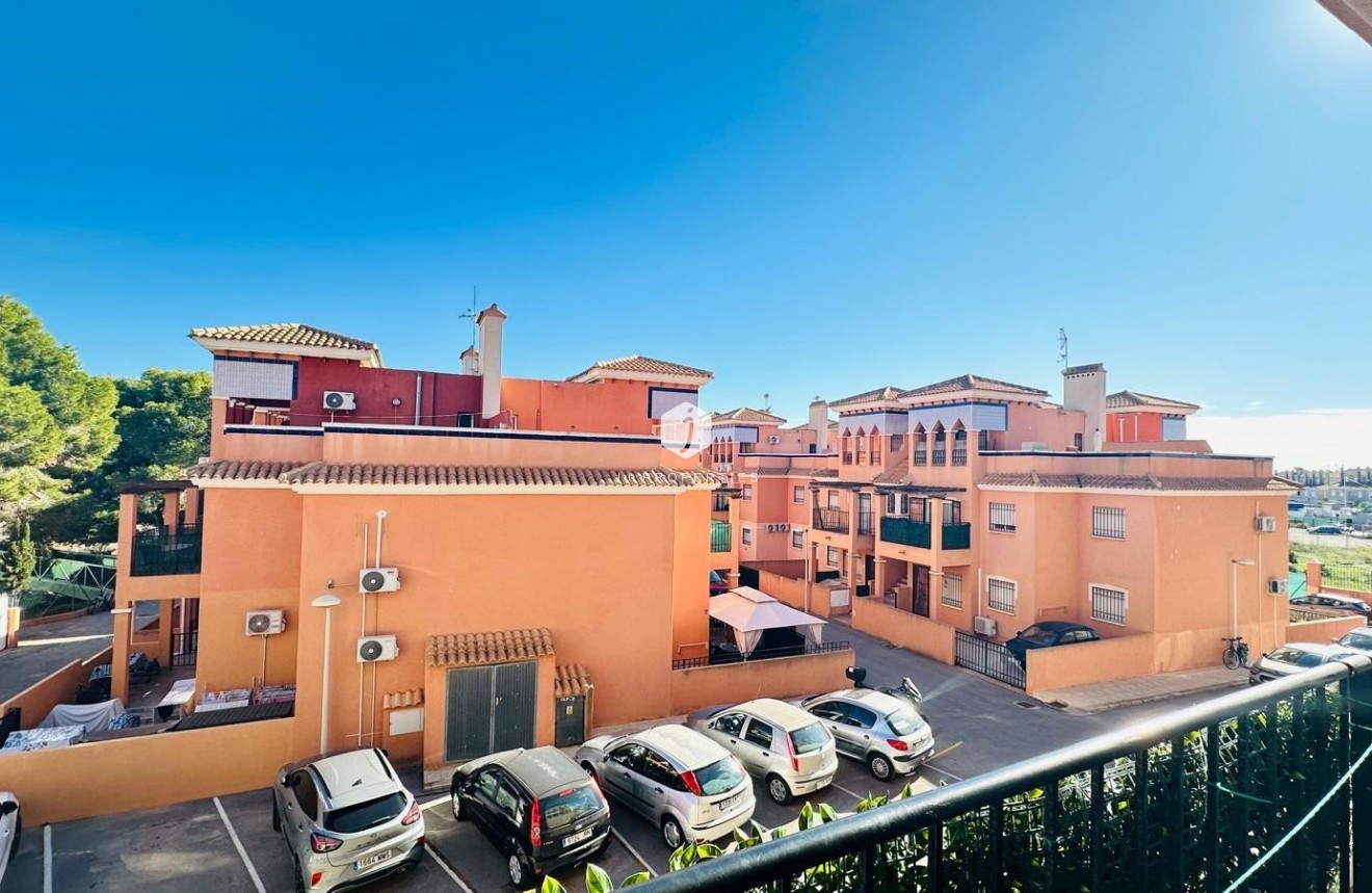 Segunda mano - Apartamento / piso -
Orihuela Costa - Playa Flamenca