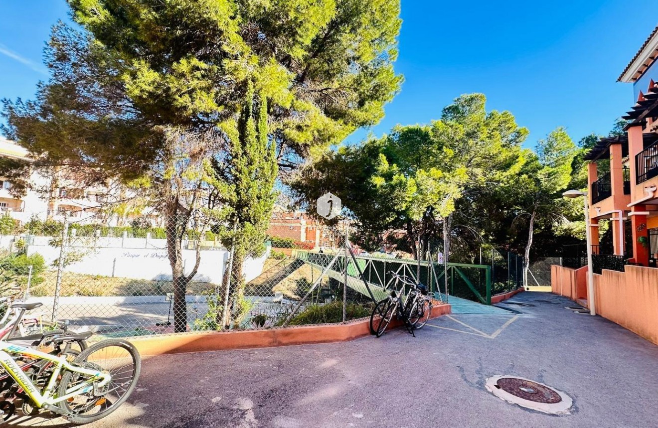 Segunda mano - Apartamento / piso -
Orihuela Costa - Playa Flamenca