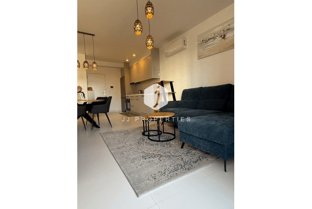 Tweedehands - Appartement / flat -
San Miguel de Salinas - Inland