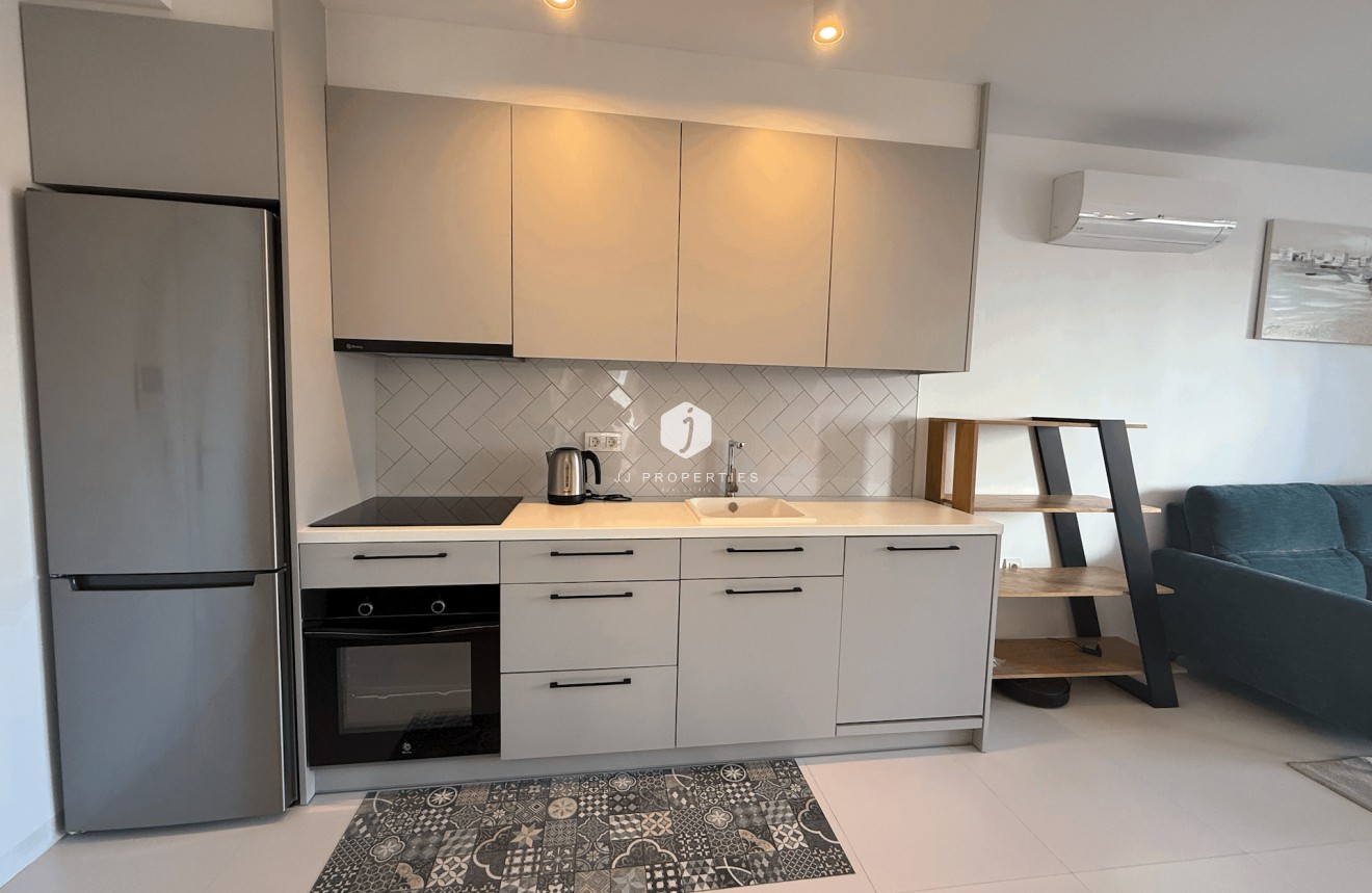 Tweedehands - Appartement / flat -
San Miguel de Salinas - Inland