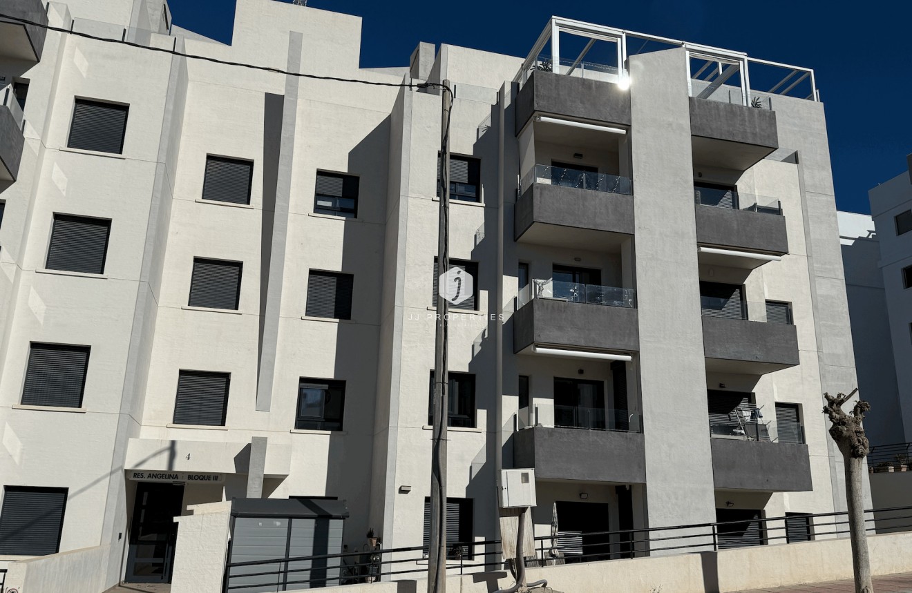 Tweedehands - Appartement / flat -
San Miguel de Salinas - Inland