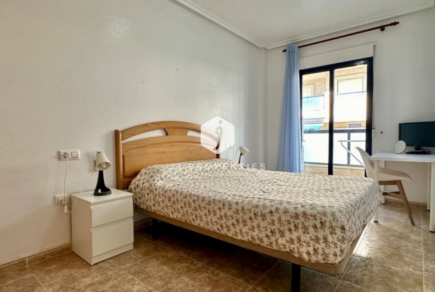 Z drugiej ręki - Mieszkanie w bloku -
Orihuela Costa - Costa Blanca