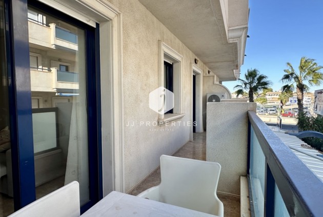 Z drugiej ręki - Mieszkanie w bloku -
Orihuela Costa - Costa Blanca