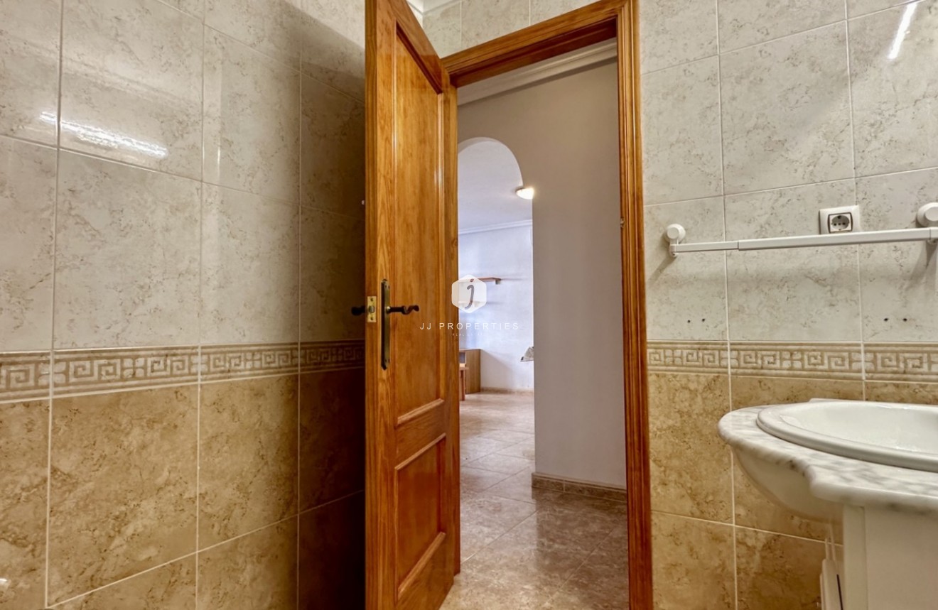 Z drugiej ręki - Mieszkanie w bloku -
Orihuela Costa - Costa Blanca