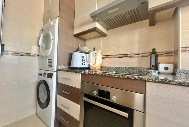 Tweedehands - Appartement / flat -
Torrevieja - Centro