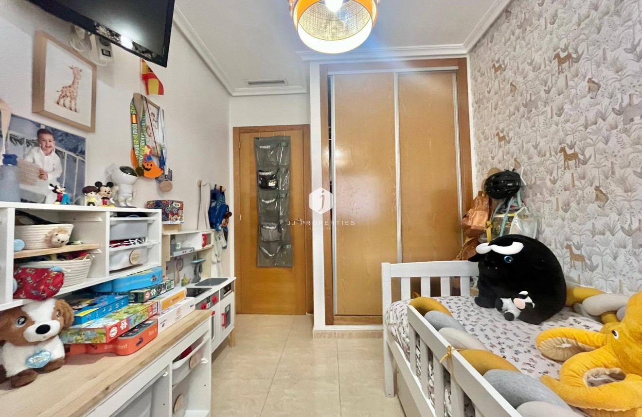 Tweedehands - Appartement / flat -
Torrevieja - Centro