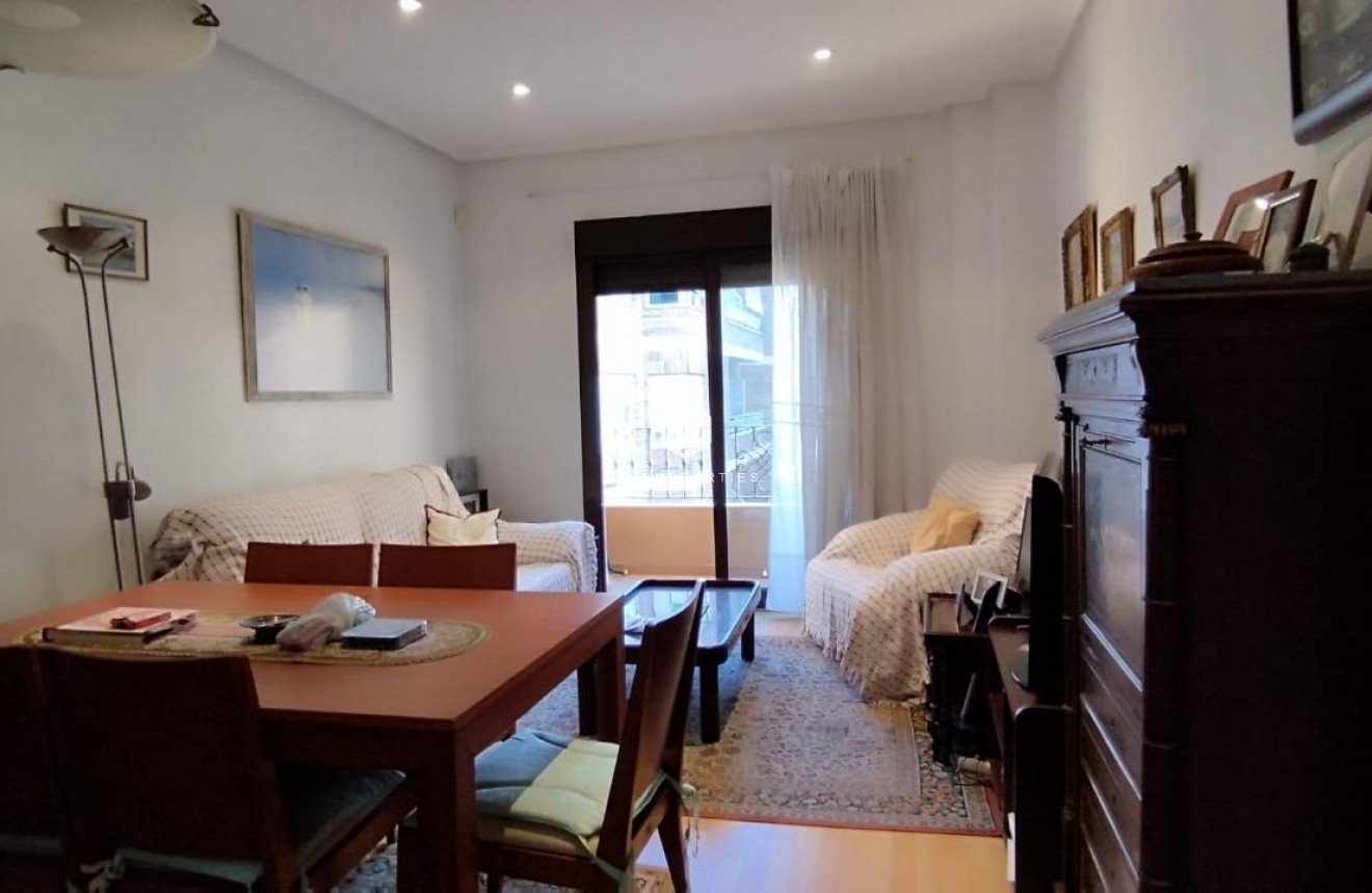 Tweedehands - Appartement / flat -
Torrevieja