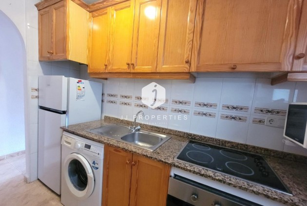 Z drugiej ręki - Mieszkanie w bloku -
Torrevieja - Playa del Cura