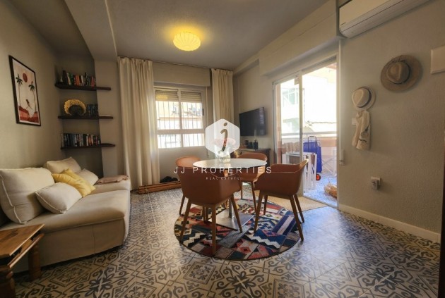 Tweedehands - Appartement / flat -
La Mata - Costa Blanca