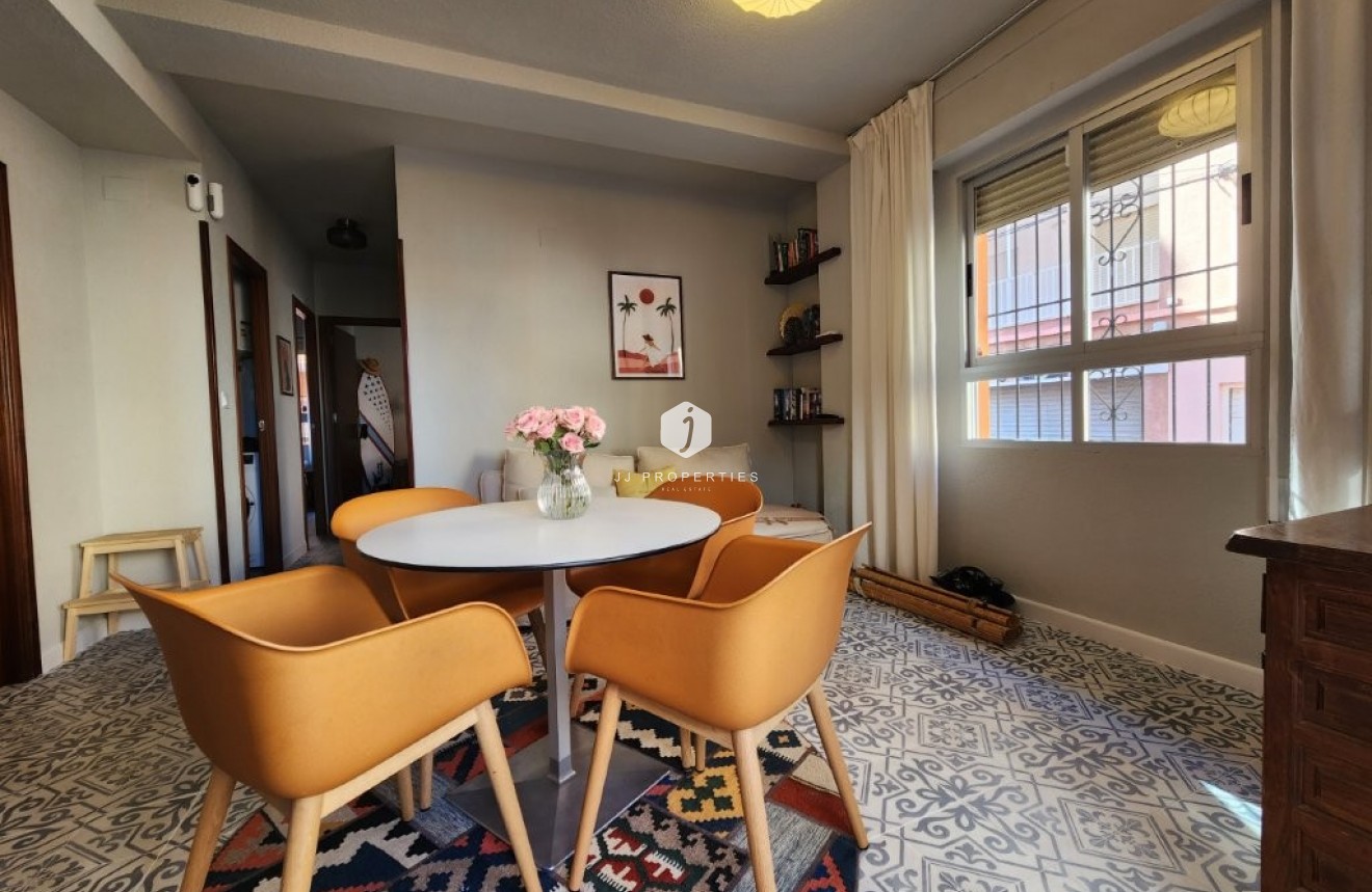 Tweedehands - Appartement / flat -
La Mata - Costa Blanca