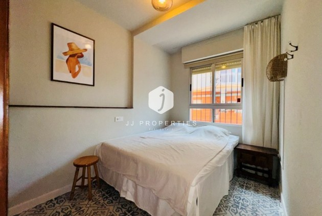 Tweedehands - Appartement / flat -
La Mata - Costa Blanca