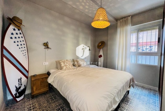 Tweedehands - Appartement / flat -
La Mata - Costa Blanca