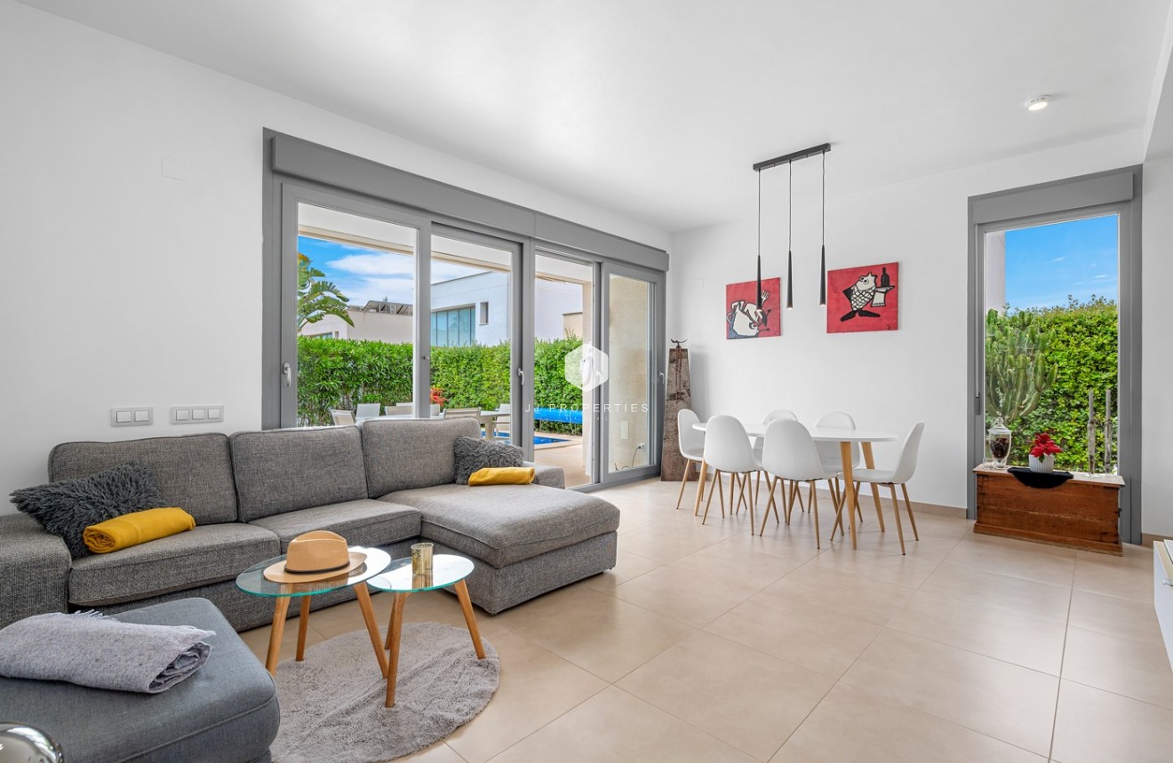 Segunda mano - Villa -
Orihuela Costa - Costa Blanca