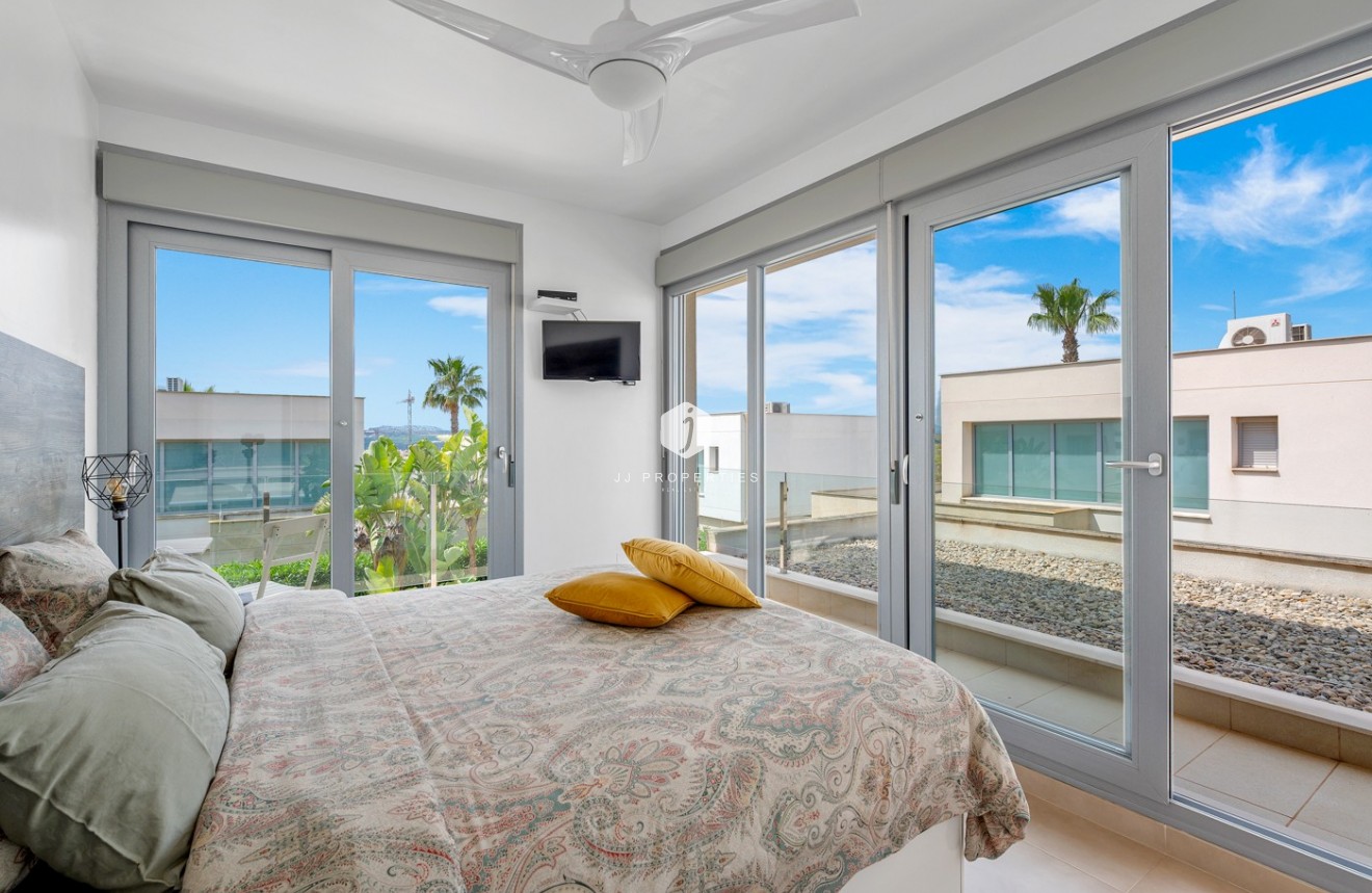 Segunda mano - Villa -
Orihuela Costa - Costa Blanca