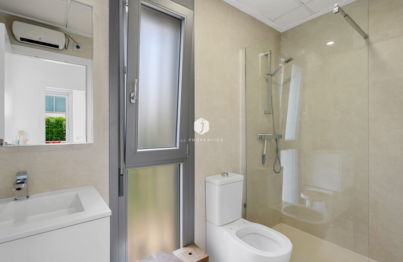 Segunda mano - Villa -
Orihuela Costa - Costa Blanca