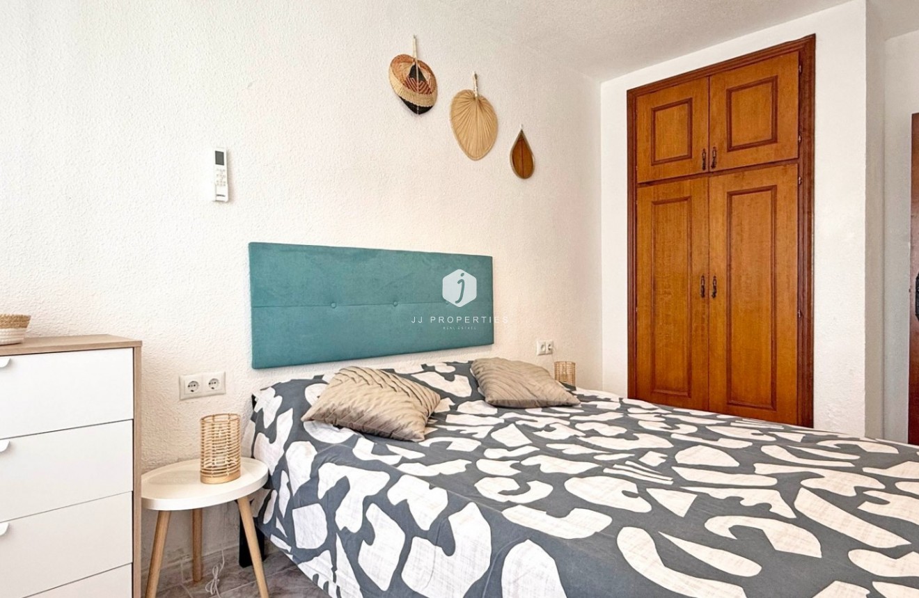 D'occasion - Appartement -
Torrevieja - Costa Blanca