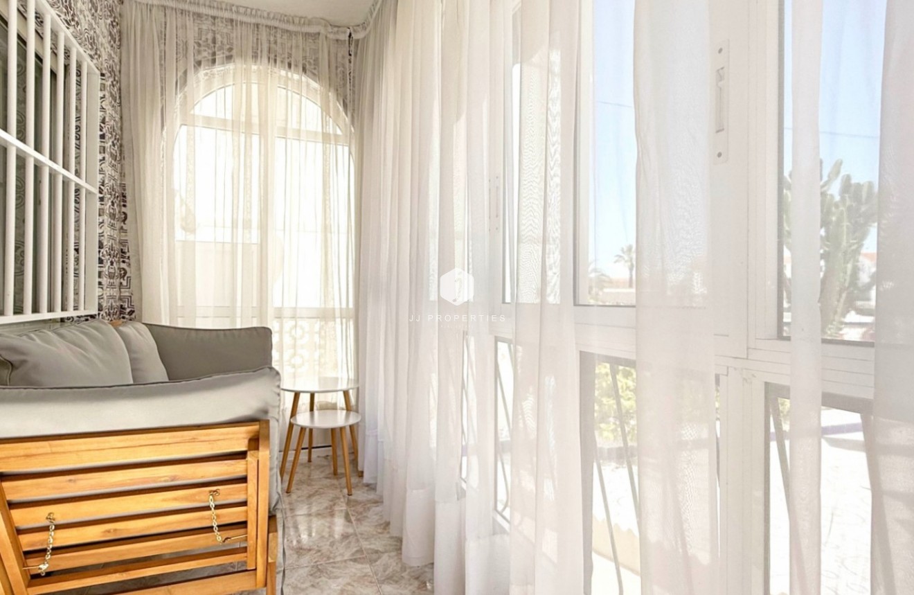 D'occasion - Appartement -
Torrevieja - Costa Blanca