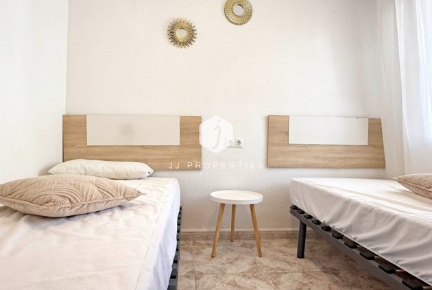 D'occasion - Appartement -
Torrevieja - Costa Blanca