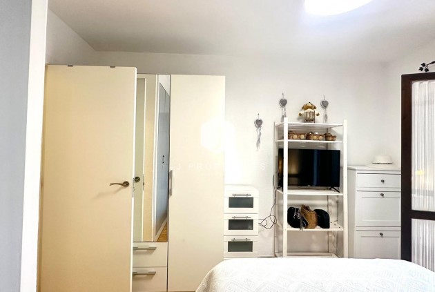 Tweedehands - Appartement / flat -
Torrevieja - Estacion de autobuses