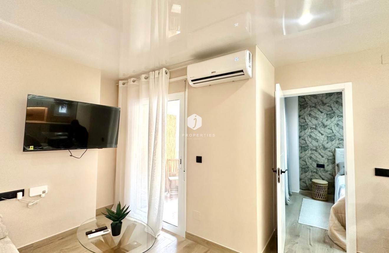 Aus zweiter Hand - Wohnung -
Torrevieja - Centro