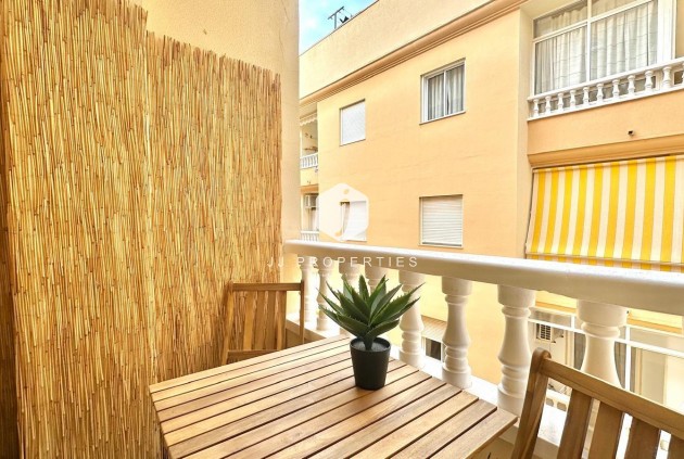 Aus zweiter Hand - Wohnung -
Torrevieja - Centro