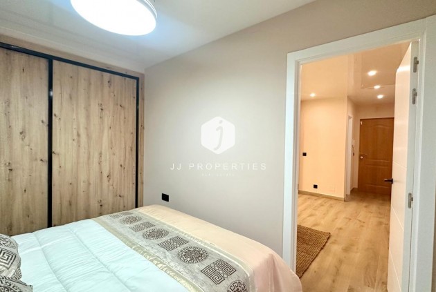 Aus zweiter Hand - Wohnung -
Torrevieja - Centro